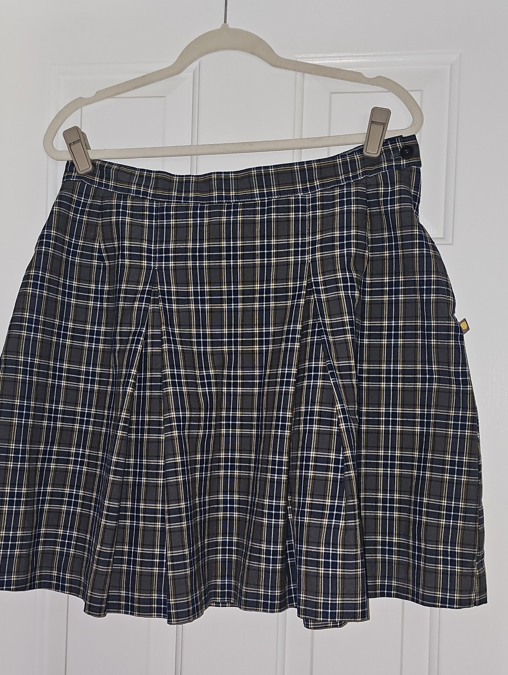Junior Girls' Navy Plaid Pleated School Skirt